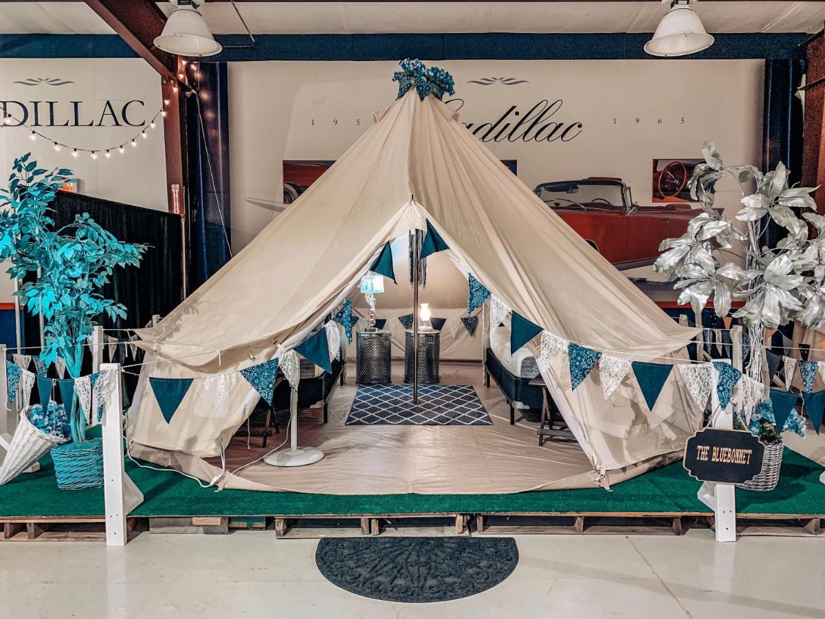 Lone Star Glamp Inn Warrenton エクステリア 写真