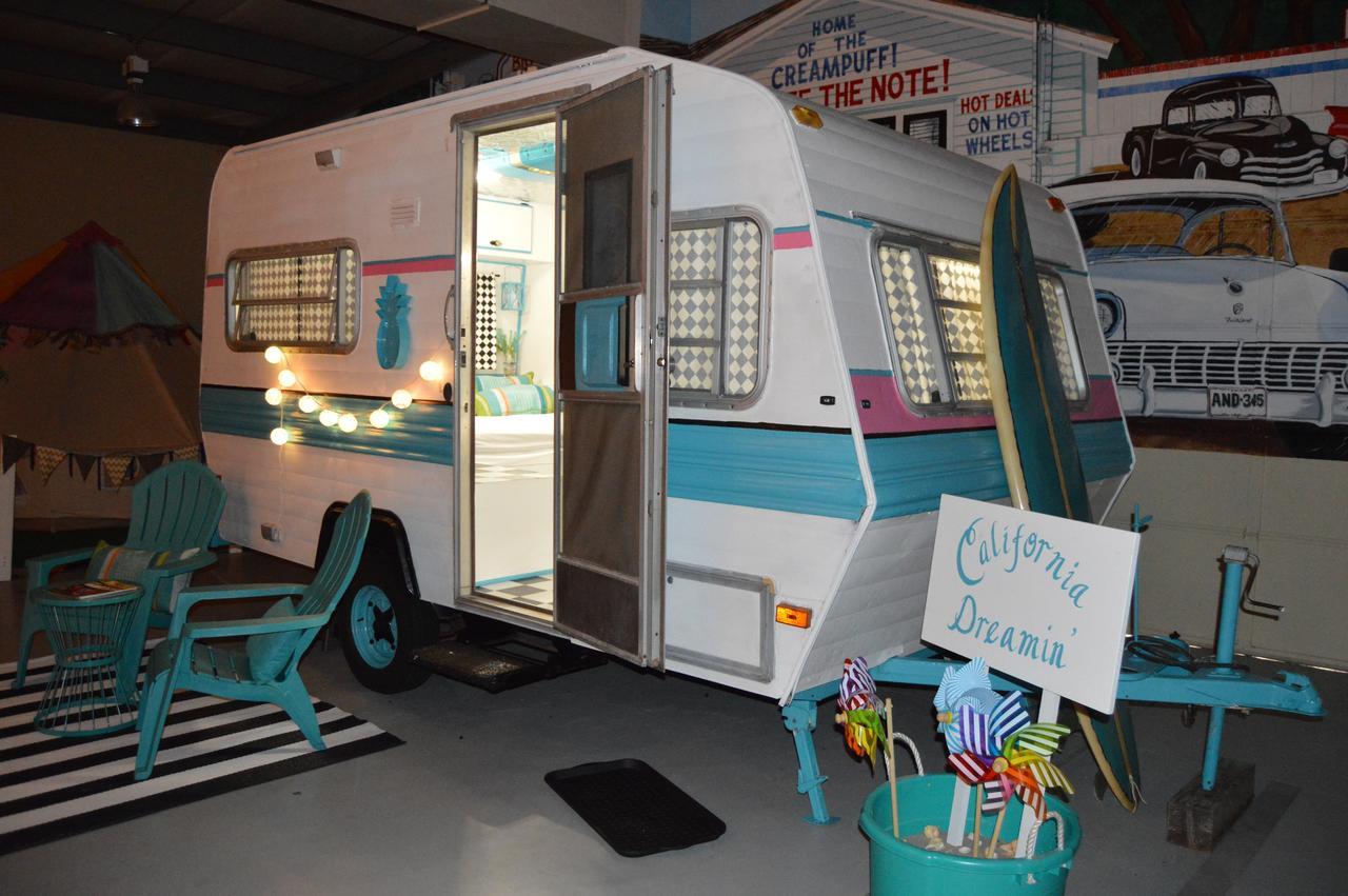 Lone Star Glamp Inn Warrenton エクステリア 写真