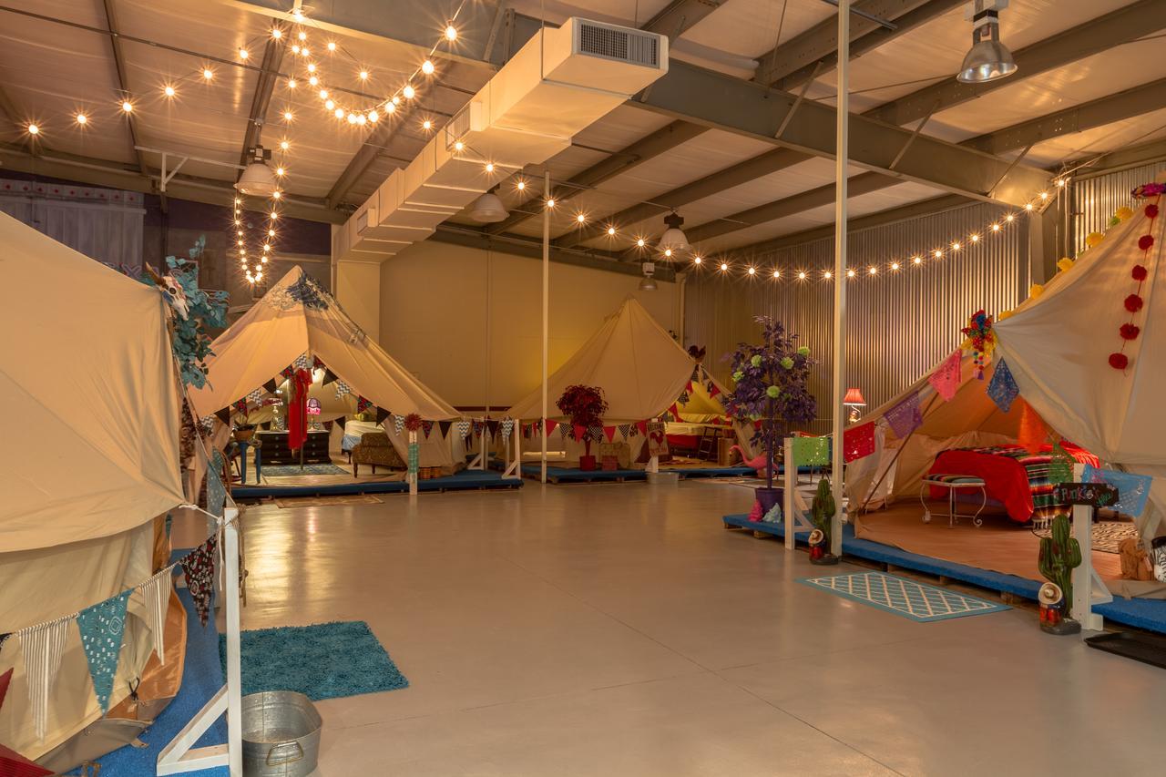 Lone Star Glamp Inn Warrenton エクステリア 写真